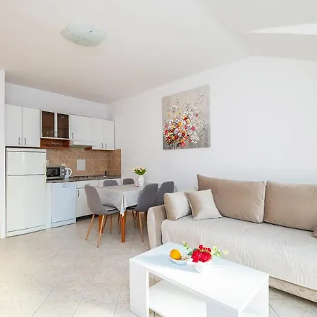 Azzurro Guest house