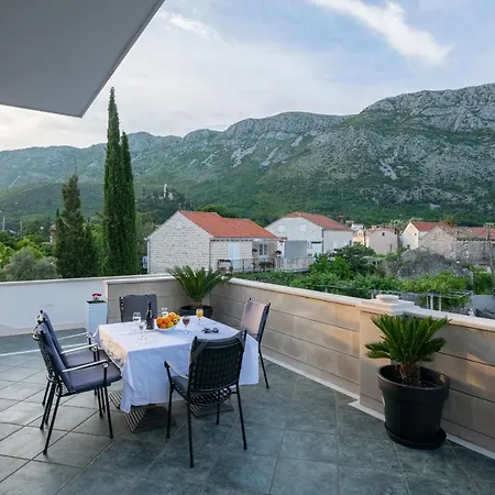 Azzurro Guest house