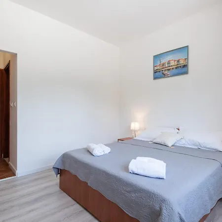 Azzurro 3* Komolac